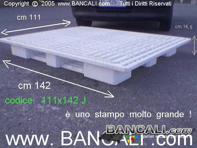 BANCALE GRANDE in Plastica 1120x1420 h150 mm. SOVRAPPONIBILE 
colore Nero
Peso Tara 18 Kg