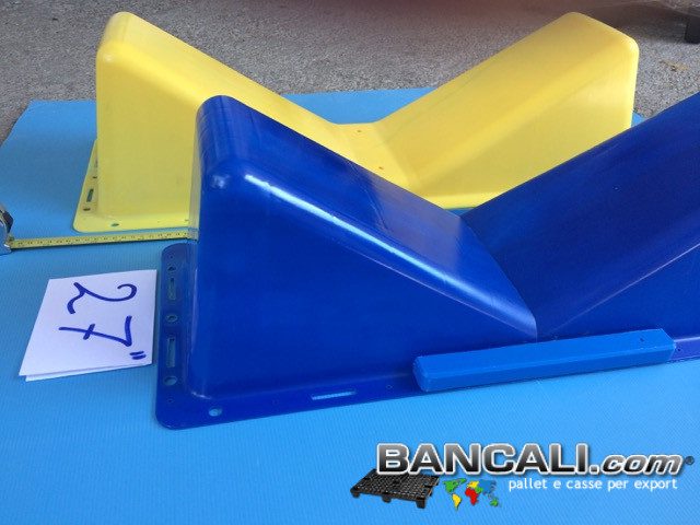Sella Culla MOBILE in Plastica di Nylon Colore Giallo a V per Bobine di Diametro da 250 mm. a MAX Ø 1200 mm. Forte e Resistente Peso Tara Kg. 1,9
