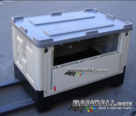 Box Shuttle Contenitore 800x1200 h.800 mm in Plastica con Pareti ripieghevoli e portello laterale Lato Lungo. Riduce l'ingombro e costi di trasporto Colore Avorio e Nero Peso Tara 35 Kg. circa