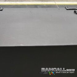Coperchio a Lastra 1400x1400 con 4 RiQuadri Soprastanti ai 4 Angoli e 4 maniglie in Cinghia. Lastra in PP corazzata. Spessore 10 mm. Peso Tara Kg.